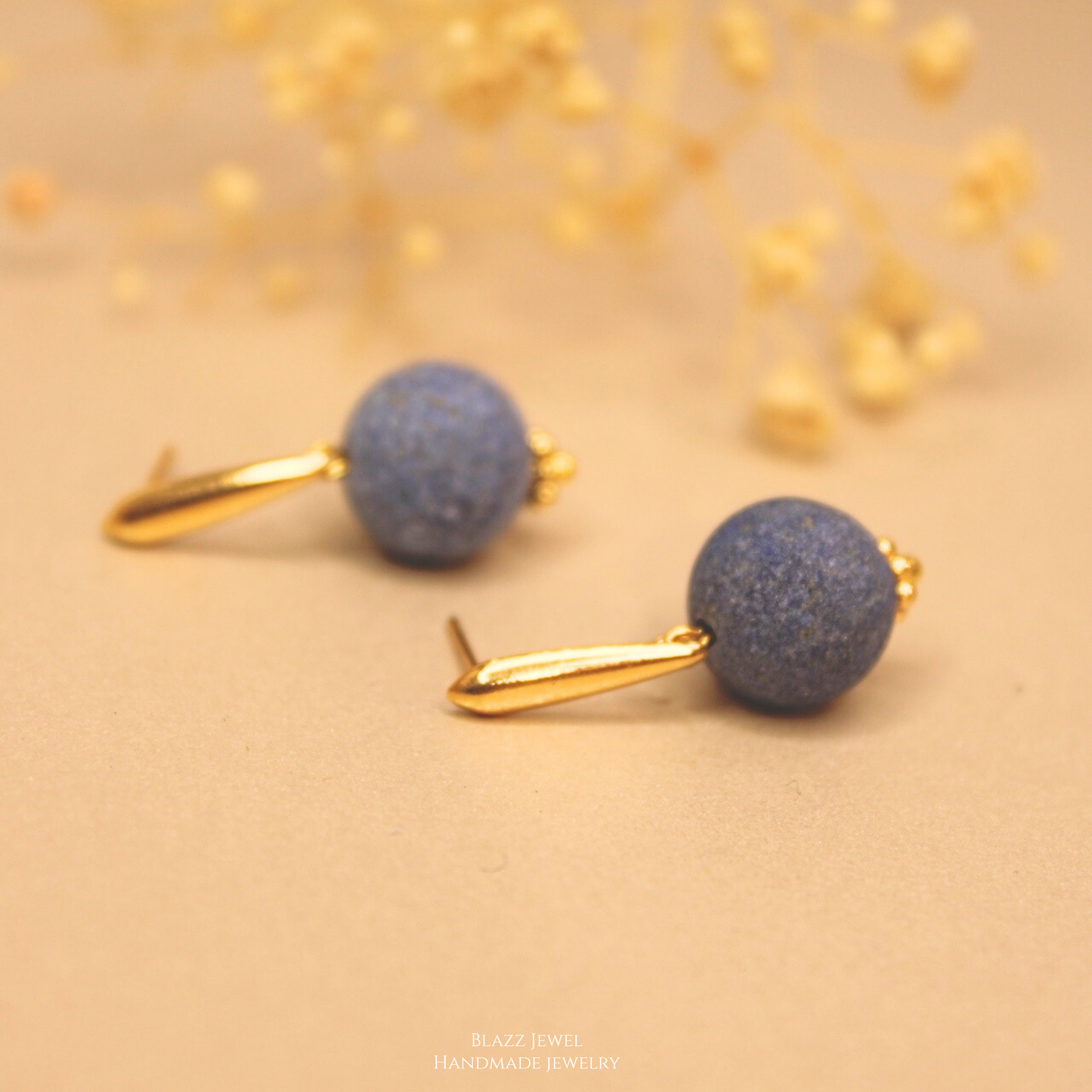 Aretes Lapislázuli mate 12mm & base palito