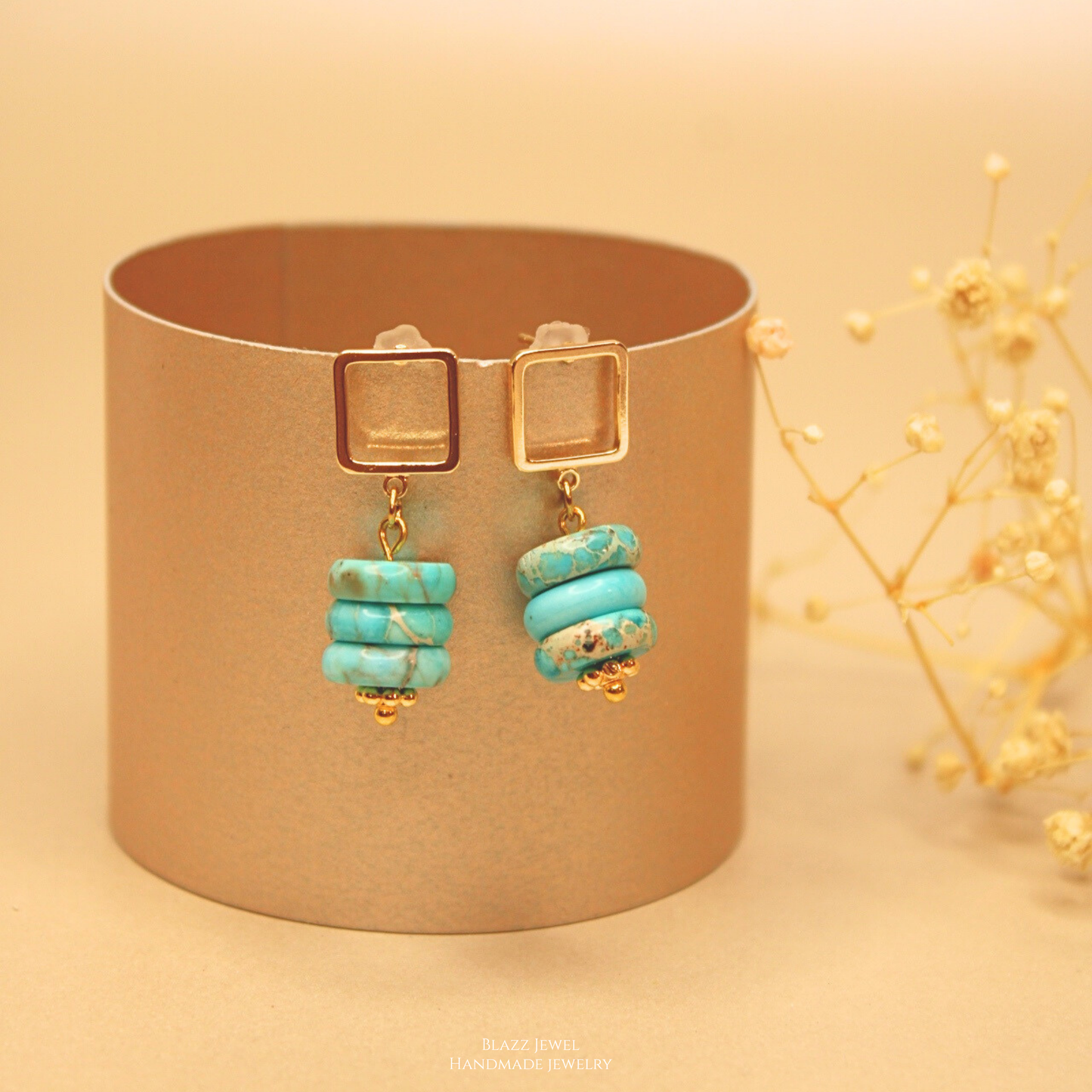 Arete Turquesa Africana & base cuadrada