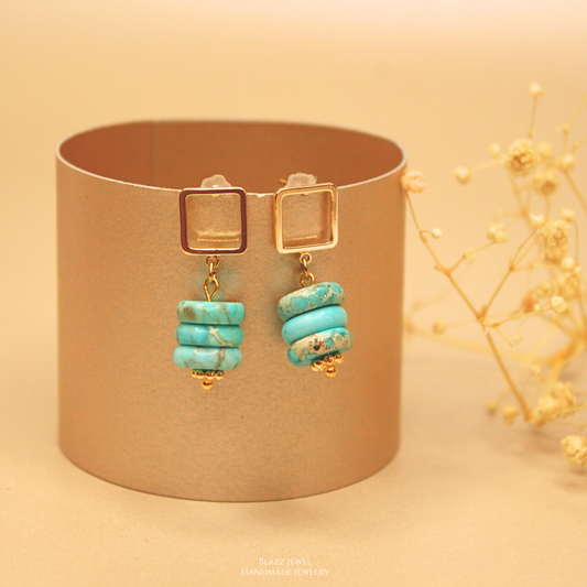 Arete Turquesa Africana & base cuadrada