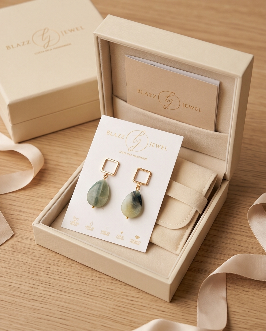 Aretes de Gota de Amazonita Facetada con Base Cuadrada Labrada
