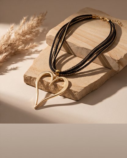 Collar Áurea Dorado con Dije Maxi de Corazón