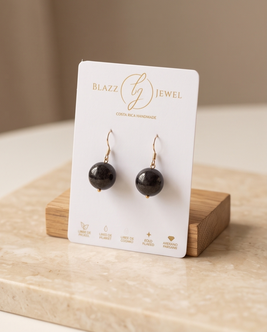 Aretes de Ónix Facetado en Esfera con Gancho Dorado