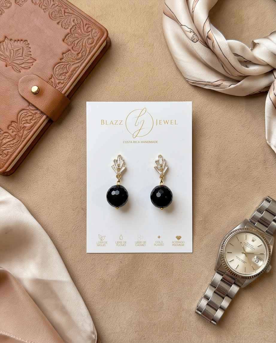 Aretes de Ónix Negro Facetado con Base de Espiga con Zirconias