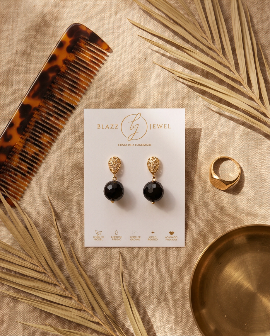 Aretes de Ónix Negro Facetado con Base de Gota Labrada