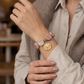 Pulsera de Ópalo Rosado en Cubos con Medalla Romana