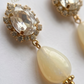 Aretes de Jade Amarillo en Gota con Base Fiesta de Zirconias
