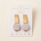 Aretes de Ópalo Rosado en Cubo con Base Dorada