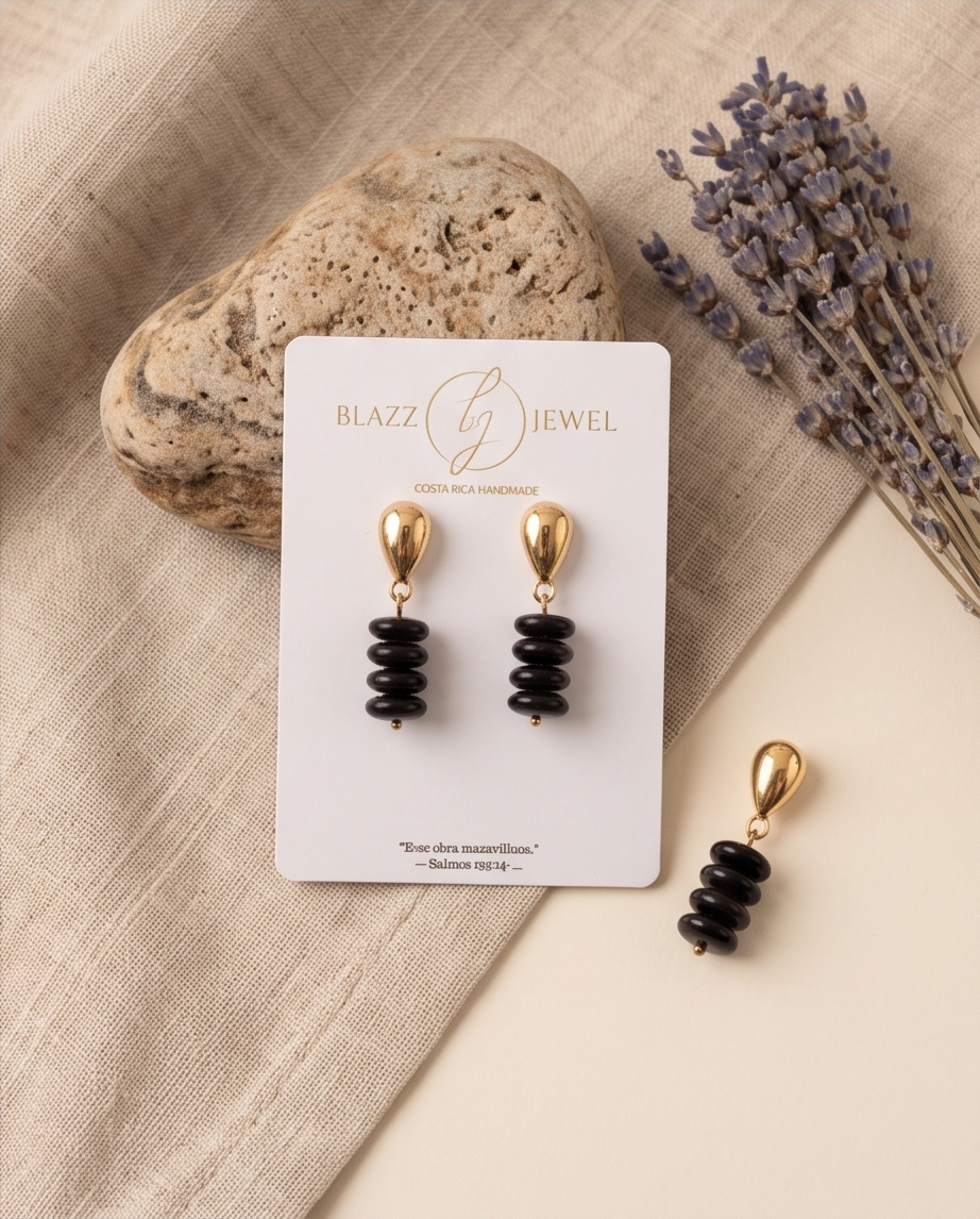 Aretes Ónix 4 rondelas lisas & base gota dorada