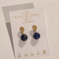Aretes de Lapislázuli con Base de Gota Labrada en Baño de Oro de 24k