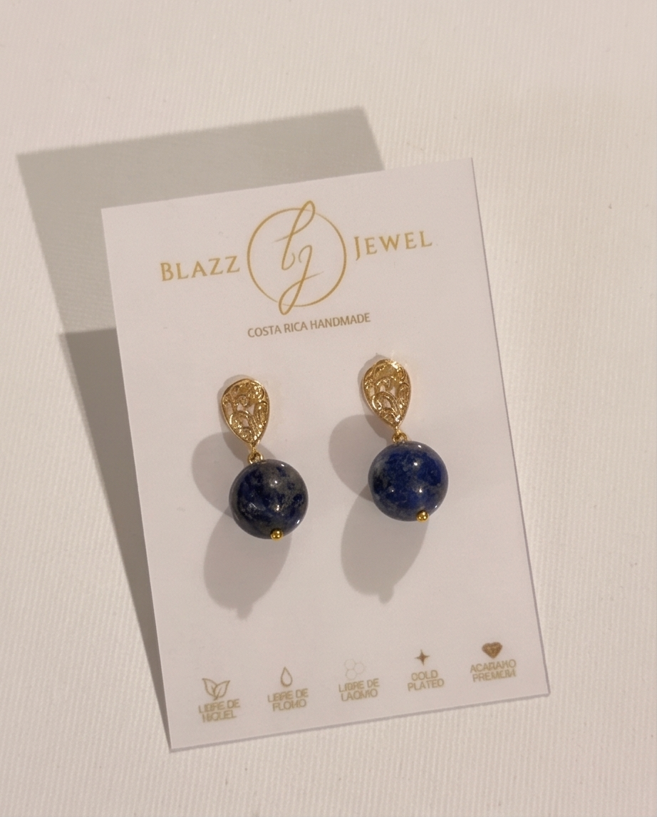 Aretes de Lapislázuli con Base de Gota Labrada en Baño de Oro de 24k