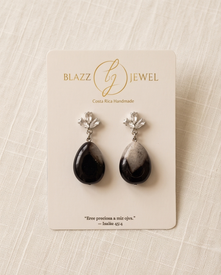 Aretes de ágata marmoleada blanca y negra con zirconias