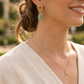Aretes Aire de Gota de Jade Verde Facetado con Baño de Oro